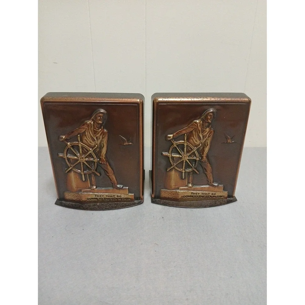 Vtg Philadelphia MFG Co. Gloucester Fisherman Bookends Pair Maritime Brass Tone